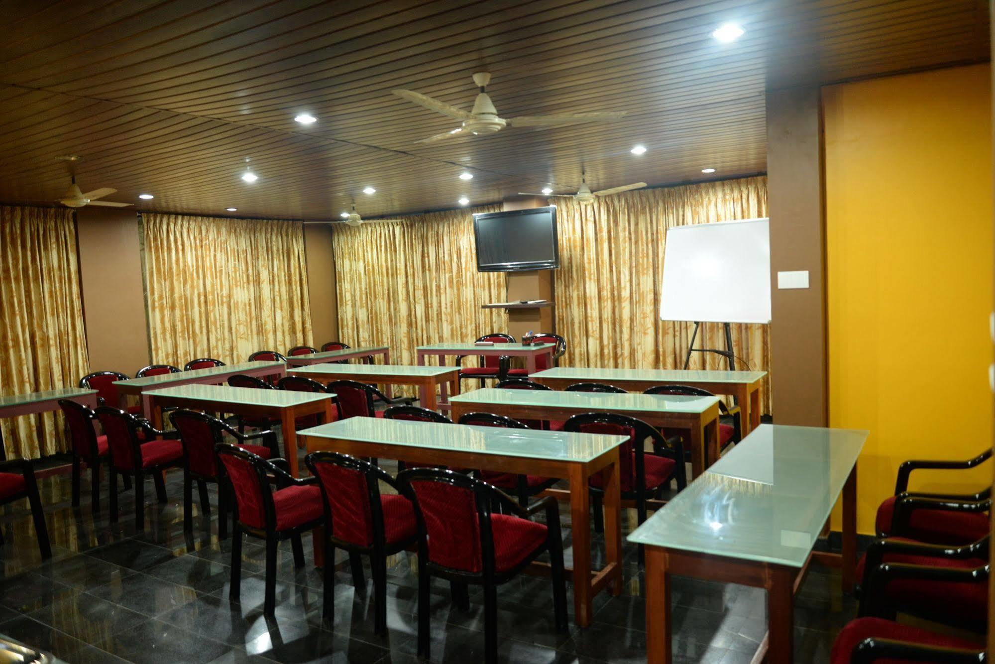Dreams Hotel Kovalam Zewnętrze zdjęcie